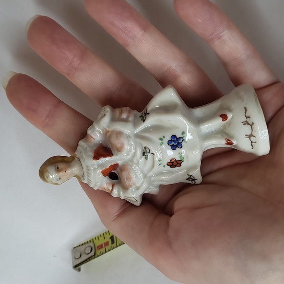 Vintage Victorian Woman Figurine Japan Porcelain Almost 4" - Picture 4 of 13